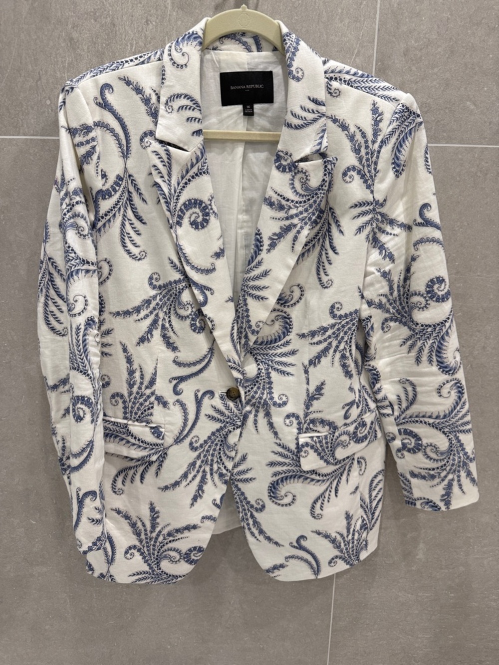 Banana Republic White Blazer with Blue Scroll Print